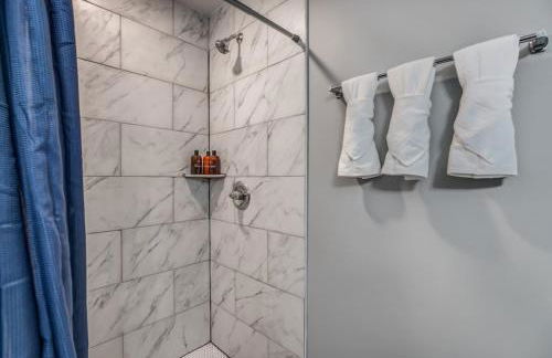 Schoolfield Collective - Foto 37