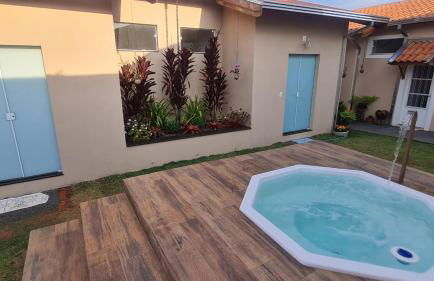 Casa c/ quartos separados + churrasqueira ampla. - Foto 2