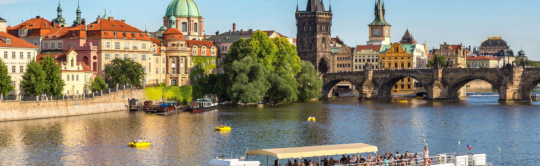 Giro in barca sul fiume Moldava