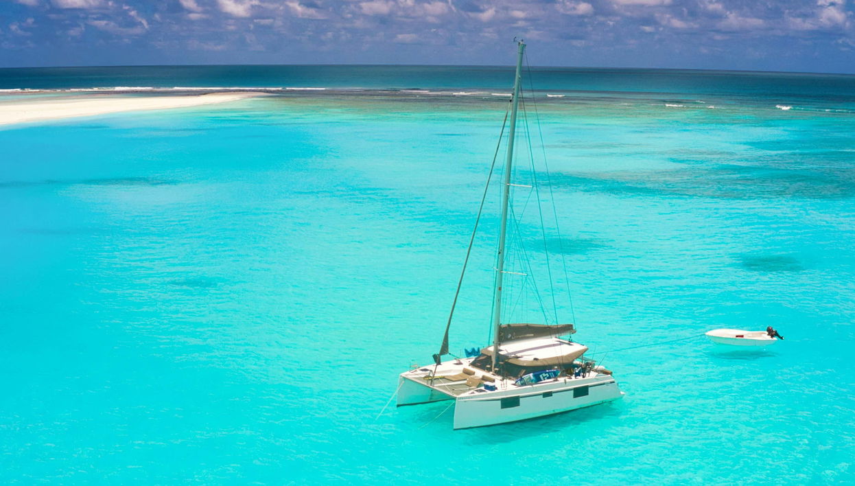 Giro in catamarano a Dajla