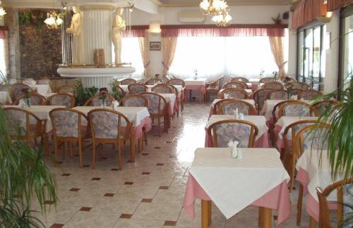 Sagittarius Apartments - Foto 18