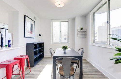 Stylish 2BR Haven - Minutes from DC & Airport - Foto 11