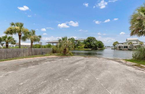 Boat House - Steps to Boat Ramp, Grill & 1 Mile to Beach - Foto 41
