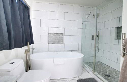 The Black and White House - Foto 6