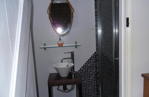 Manor House Annex - Sleeps up to 6 People - Photo 28