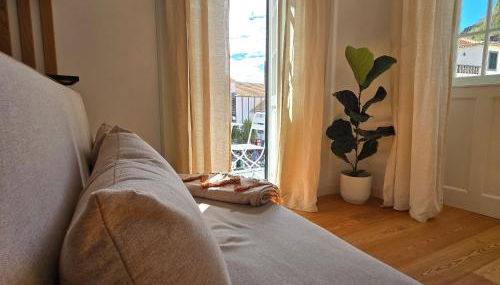 Ficus Suites - Photo 3