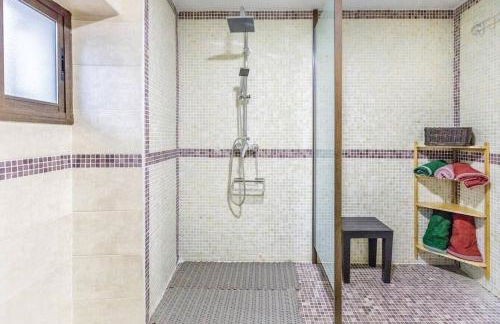 Charming Villa in Mondrón with Private Pool - Foto 78