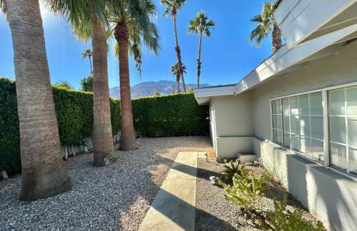 Three Palms - Photo 56