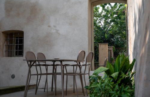 3 Bedrooms Old Town Secret Gem with Private Garden - Foto 57