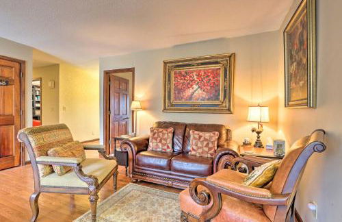 Spacious Home with Pond about 13 Mi to Columbia! - Foto 5