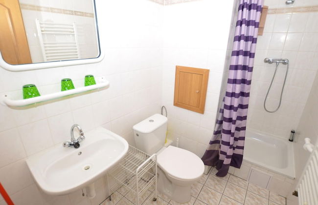 Snug Apartment in Jachymov Near Ski Area - Photo 10