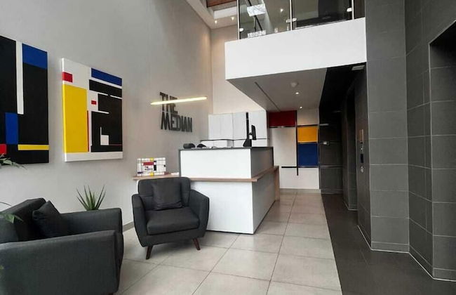 Easy Stay - The Median - Foto 2