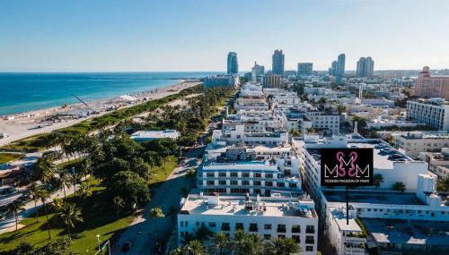 Versace Mansion Neighbor (Floor 1) Sleeps 9 - Foto 2