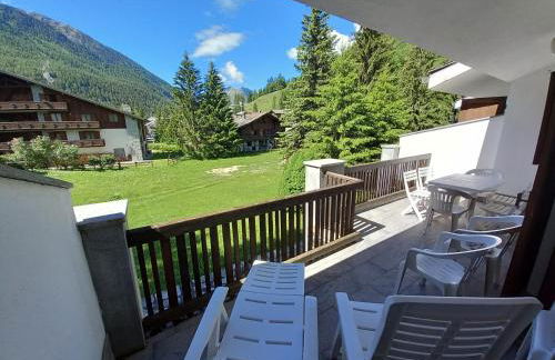 Chez Umbus, centrale e immerso nel verde, grande terrazzo - Foto 7