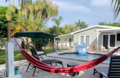 Heated Pool Private Duplex House, BBQ, Parking, WiFi - Foto 24