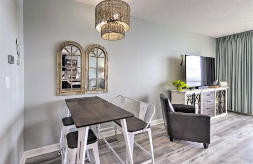 Oceanfront Panama City Beach Condo w/ Pool Access - Foto 14