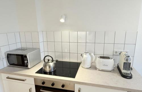 Nollendorf Apartments - 1 separate bedroom and 1 living room with sofa bed in Motzstraße - Foto 65