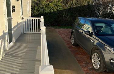 G & K Luxury Lodge - Photo 2