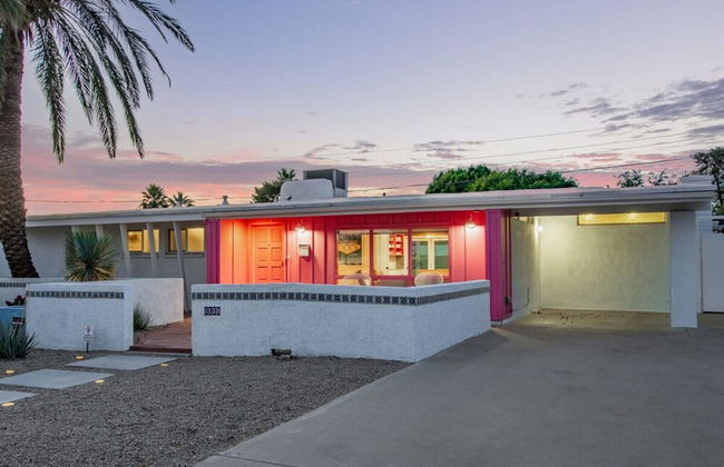 Northview Mid-century Escape Pool Firepit Bocce - Foto 49