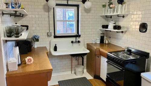 The Parsonage of Marshall-4BR 2BA Entire House - Foto 3