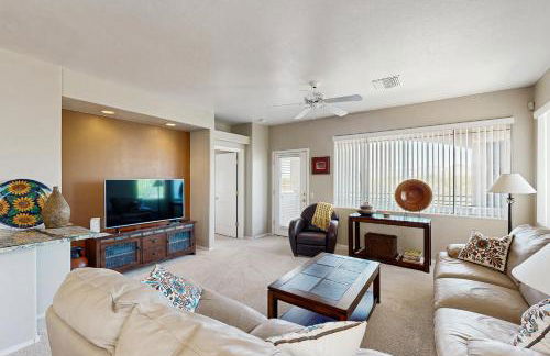 Bright 2nd floor Condo w mountain & valley views, shared pool hot tub gym - Foto 3