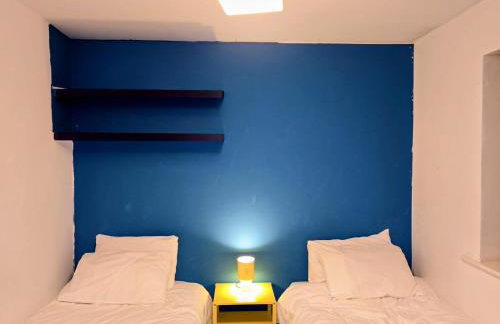 Spacious Home in Walsall with Parking & Garden - Foto 5