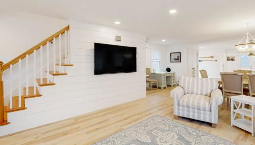 Beau's Beach House - Photo 3