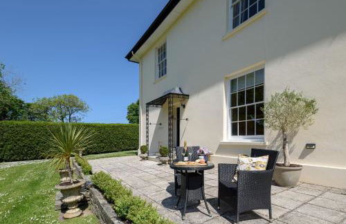 The Vicarage - Grand Country House, Walking Distance to Padstow and with Pub Across the Road - Foto 5