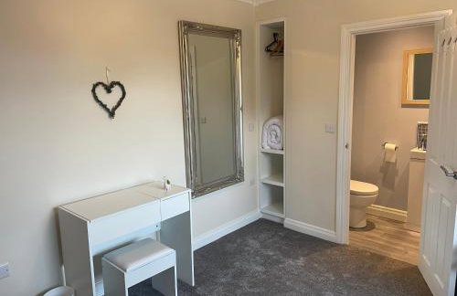 Beautiful 3-Bed House in Sunny Killough Down - Foto 17