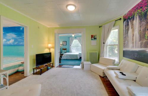2 Miles to Dtwn! Idyllic Rochester Apt with Hot Tub - Foto 13