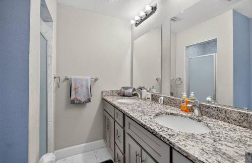 Duval Den |3BR & Backyard|15 Mins to Downtown JAX - Photo 14