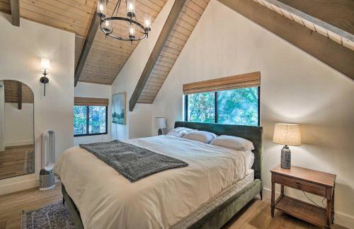 Pet-Friendly Retreat with Game Room and Fire Pit! - Foto 29