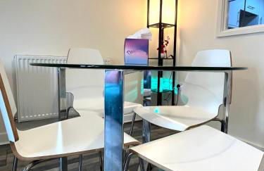 Spacious two bedrooms apartment for business and holiday - Foto 19