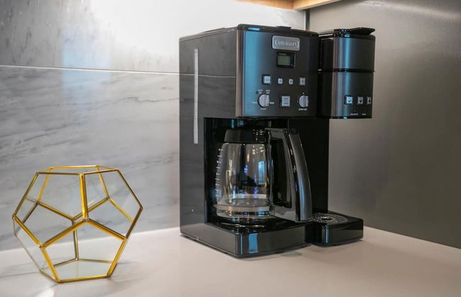 Franklin by Avantstay Trendy Townhouse in Great Location w/ Private Roof Top Patio - Foto 18