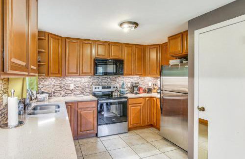 Near Downtown and Fishing Anchorage Escape! - Foto 9