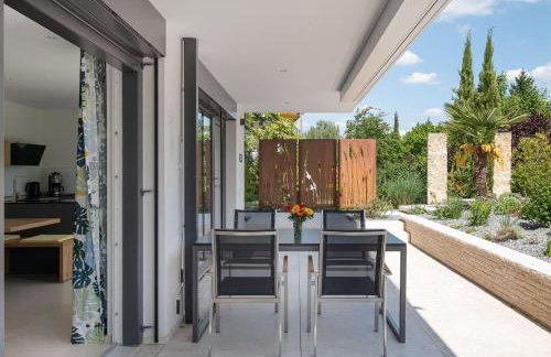 Domizil Relax - Heimathafen mit ruhiger Terrasse, Blick auf Wasserbecken und Garten - Photo 7