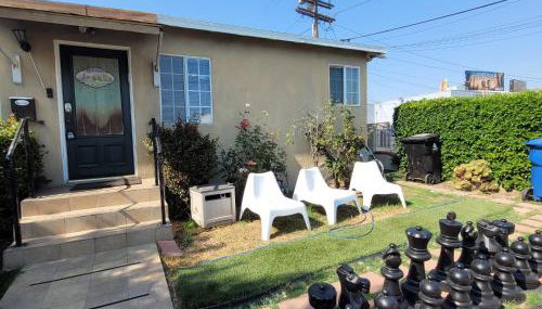 3 bedroom 2 bath home with Jacuzzi near Beverly Hills, wi-fi, Jacuzzi, Roku, BBQ, giant games family fun - Foto 2