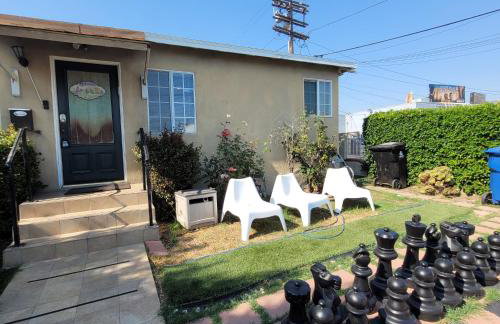 3 bedroom 2 bath home with Jacuzzi near Beverly Hills, wi-fi, Jacuzzi, Roku, BBQ, giant games family fun - Foto 2