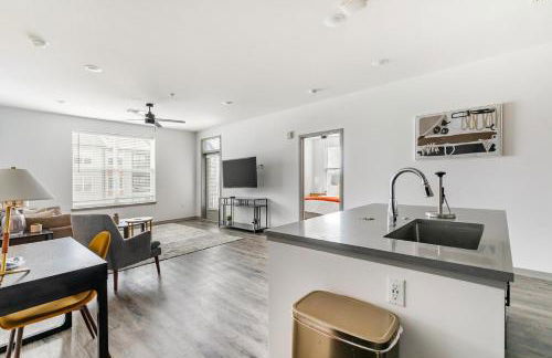 Landing Incredible 1BD Courtyard Gym - Foto 30