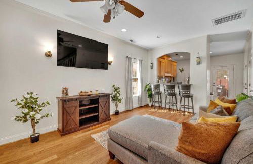 Cozy 2B Townhouse - King Bed - Foto 2