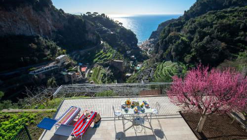 Terrace Belvedere suite- Amalfi coast - free park- Pontone -Scala - Photo 2