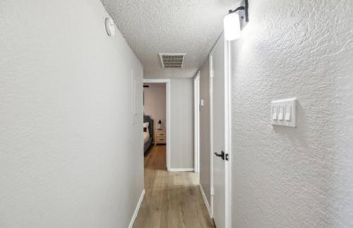 The Landry 280 Spacious and Cozy 2 Bedroom 1bth - Foto 17