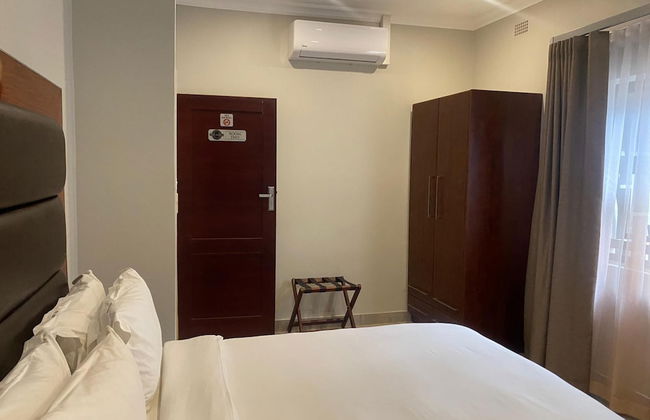 A Pristine B B Located in Belvedere Harare - 2006 - Foto 24