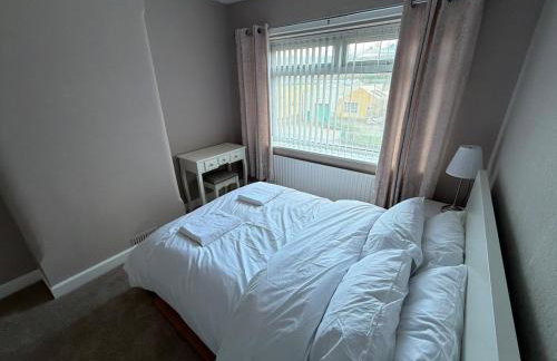 2 Bed house - Brighouse close to McDonalds and B&M - Foto 14