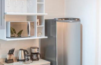 Gleba com ar-condicionado na sala e quarto, sacada e piscina - Foto 18