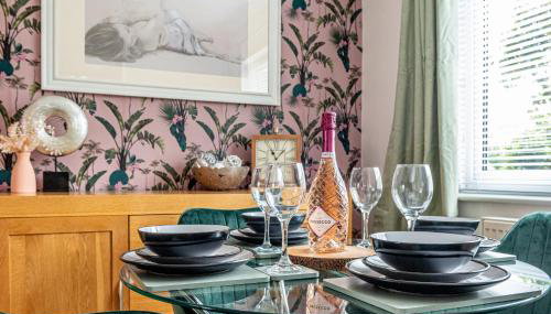 Newly decorated home in Chester sleeps 4 - Foto 3