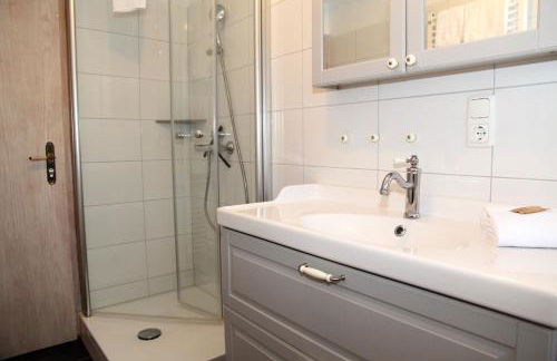 Oberdeck Backbord - Photo 16