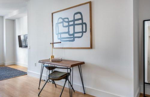 FiDi Studio w Gym Lounge Complete Gym NYC-499 - Photo 3