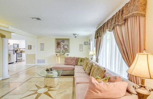 Pompano Beach Home with Pool and Dock about 4 Mi to Pier! - Foto 6