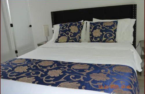 Dimond Abode Vacation Rental, Oakland California Dimond District - Photo 32